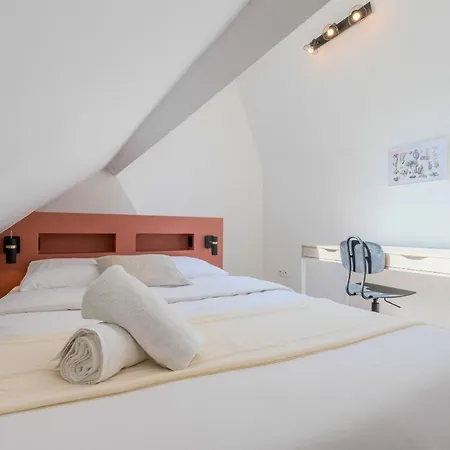 Apartment Lille Hypercentre - Superb T2 Design !